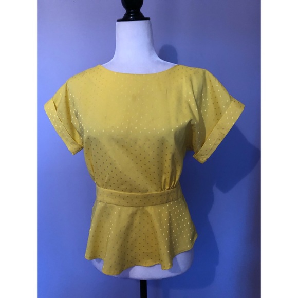 Lucca couture yellow peplum blouse with open back - Picture 2 of 6